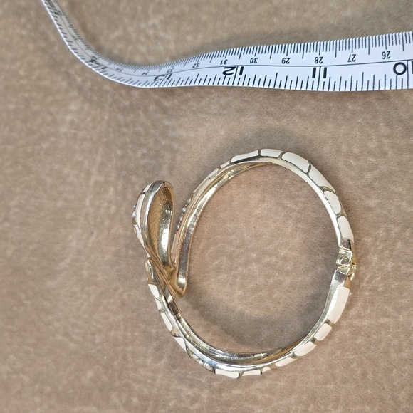 Sensational Gold-Tone Crystal Rhynestone Creme Enamel COBRA Snake Cuff Braceelet - Picture 5 of 8